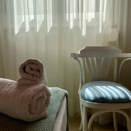Apartment A & D
