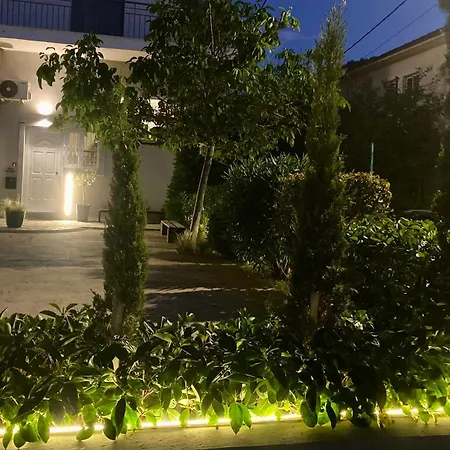 A & D * Patras